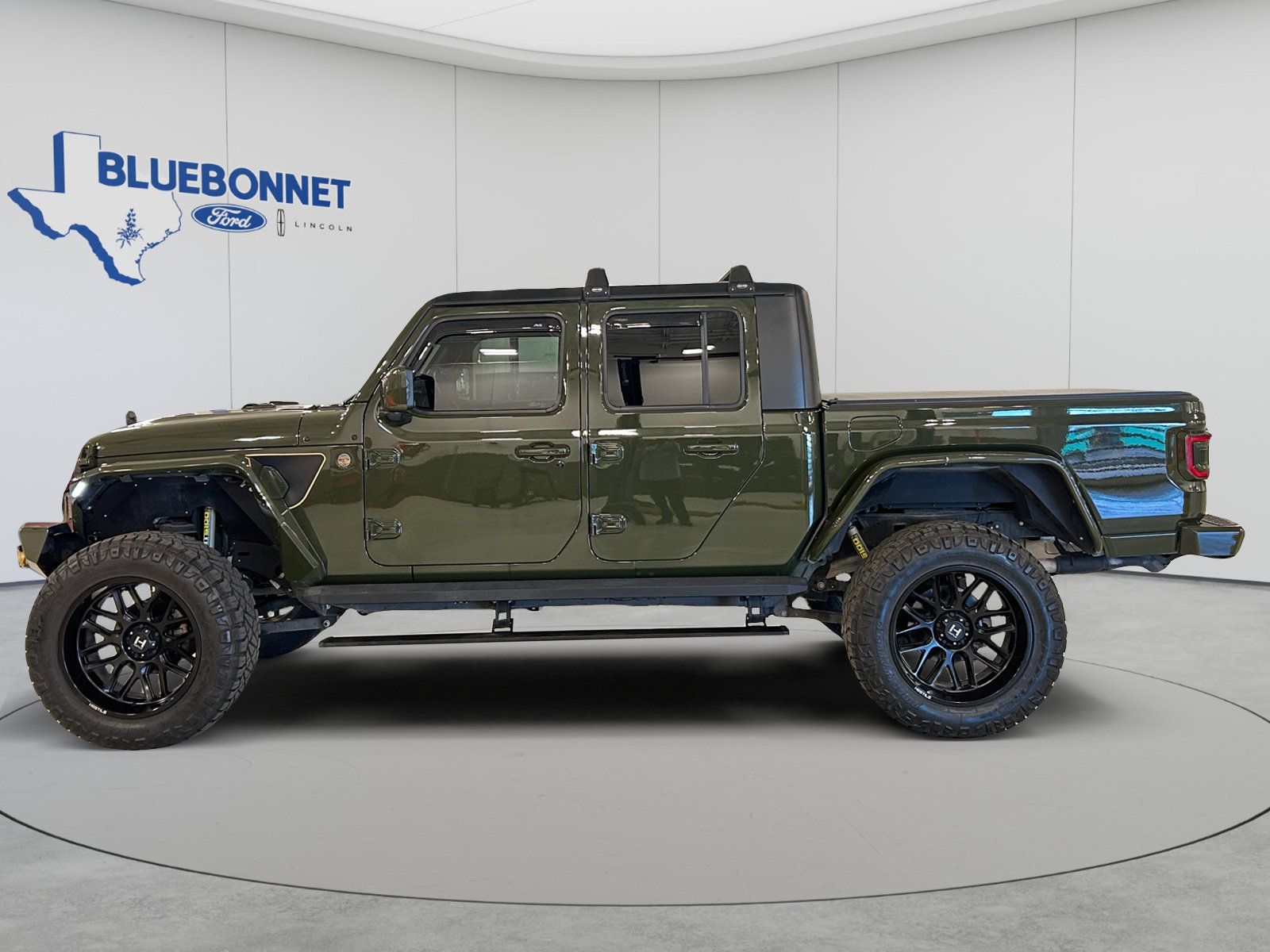 Used 2022 Jeep Gladiator Sport AWD/4WD image 8