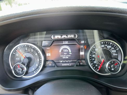 Used 2022 RAM 1500 Laramie w/ Sport Appearance Package AWD/4WD image 3