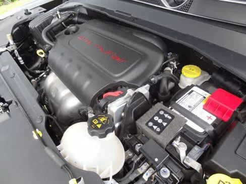 Used 2022 Jeep Compass Limited AWD/4WD image 37
