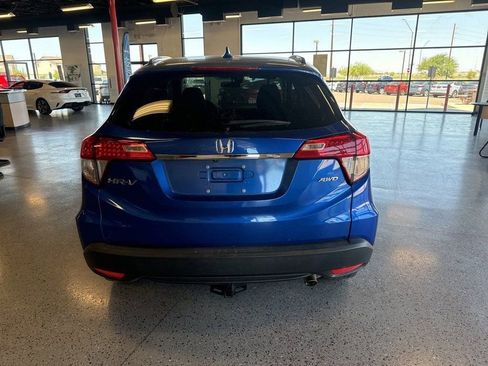 Used 2021 Honda HR-V EX image 4