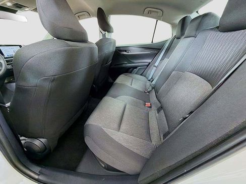 Used 2025 Toyota Camry LE image 21