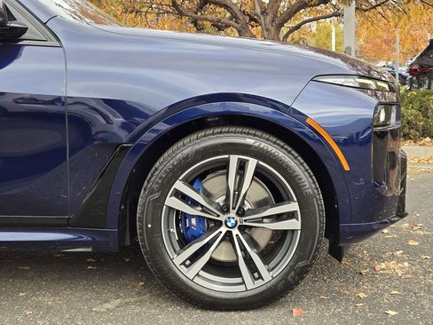 New 2026 BMW X7 M60i image 9