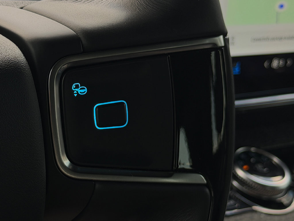 Used 2025 Ford Expedition Tremor AWD/4WD image 13