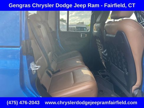 Used 2022 Jeep Gladiator Rubicon w/ LED Lighting Group AWD/4WD image 26