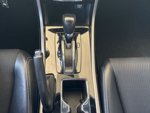 Used 2016 Honda Accord Sport image 27