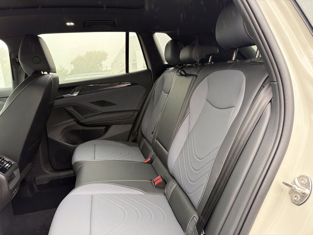 New 2026 Volkswagen Tiguan SE R-Line AWD/4WD image 13