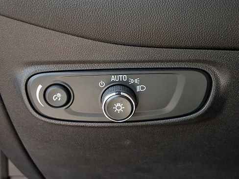 Certified 2023 Chevrolet Equinox LT FWD image 24