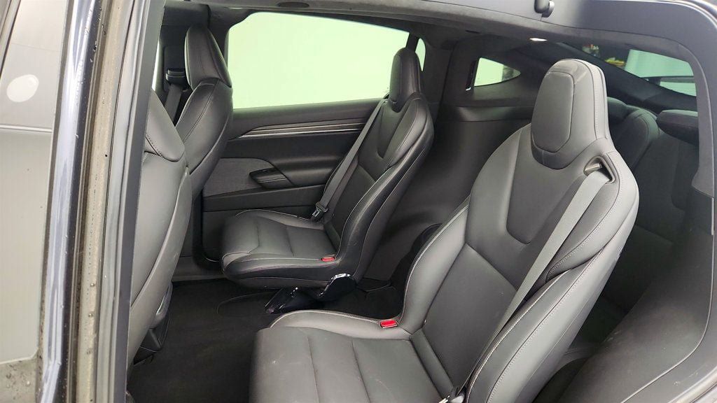 Used 2022 Tesla Model X Plaid AWD/4WD image 25