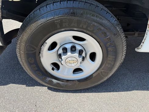 Used 2020 Chevrolet Express 3500 w/ Driver Convenience Package RWD image 31
