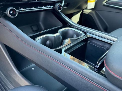 New 2026 Chevrolet Traverse Z71 AWD/4WD image 13