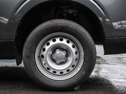 New 2025 Ford Maverick XL image 10