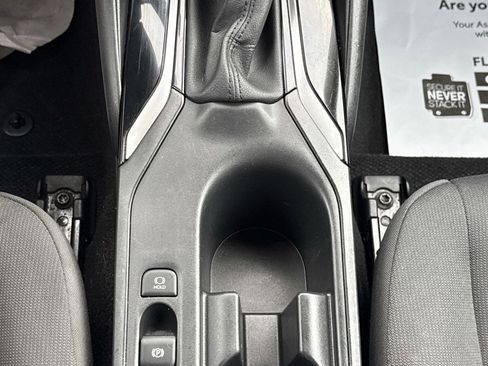 Used 2024 Toyota Corolla LE FWD image 26