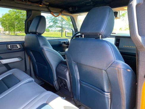Used 2021 Ford Bronco First Edition AWD/4WD image 23