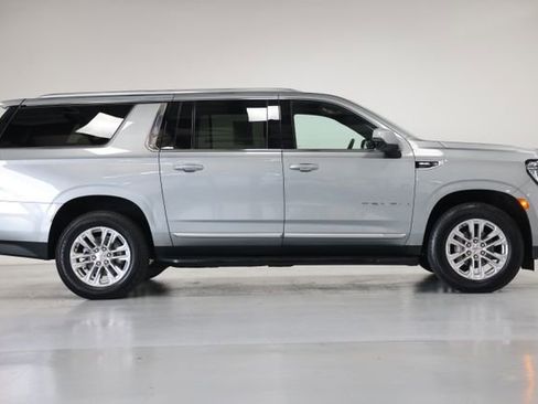 Used 2024 GMC Yukon XL Denali AWD/4WD image 21