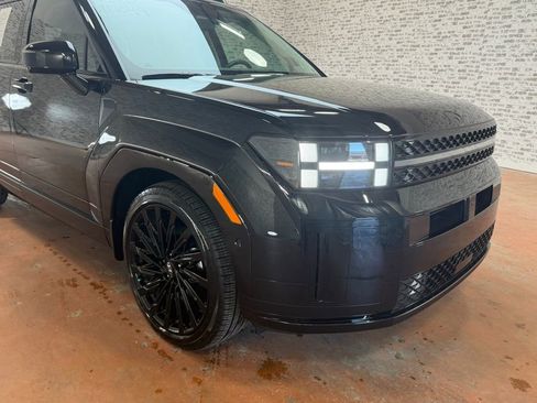 Certified 2025 Hyundai Santa Fe Calligraphy image 9