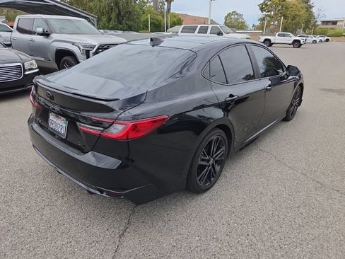Used 2025 Toyota Camry XSE FWD image 5