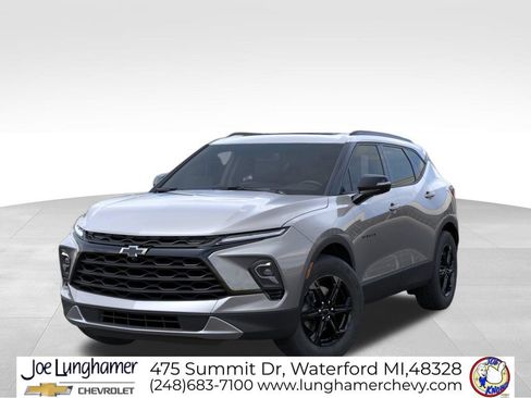 New 2026 Chevrolet Blazer LT w/ Midnight/Sport Edition AWD/4WD image 7