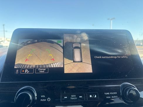 Used 2022 Nissan Armada Platinum w/ Captain's Chairs Package image 51