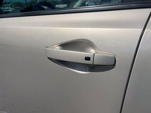 Used 2020 Kia Soul EX image 11