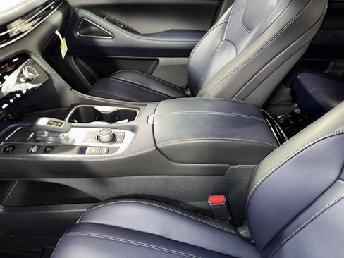 Certified 2026 INFINITI QX60 Sport w/ Dark Cargo Package AWD/4WD image 27
