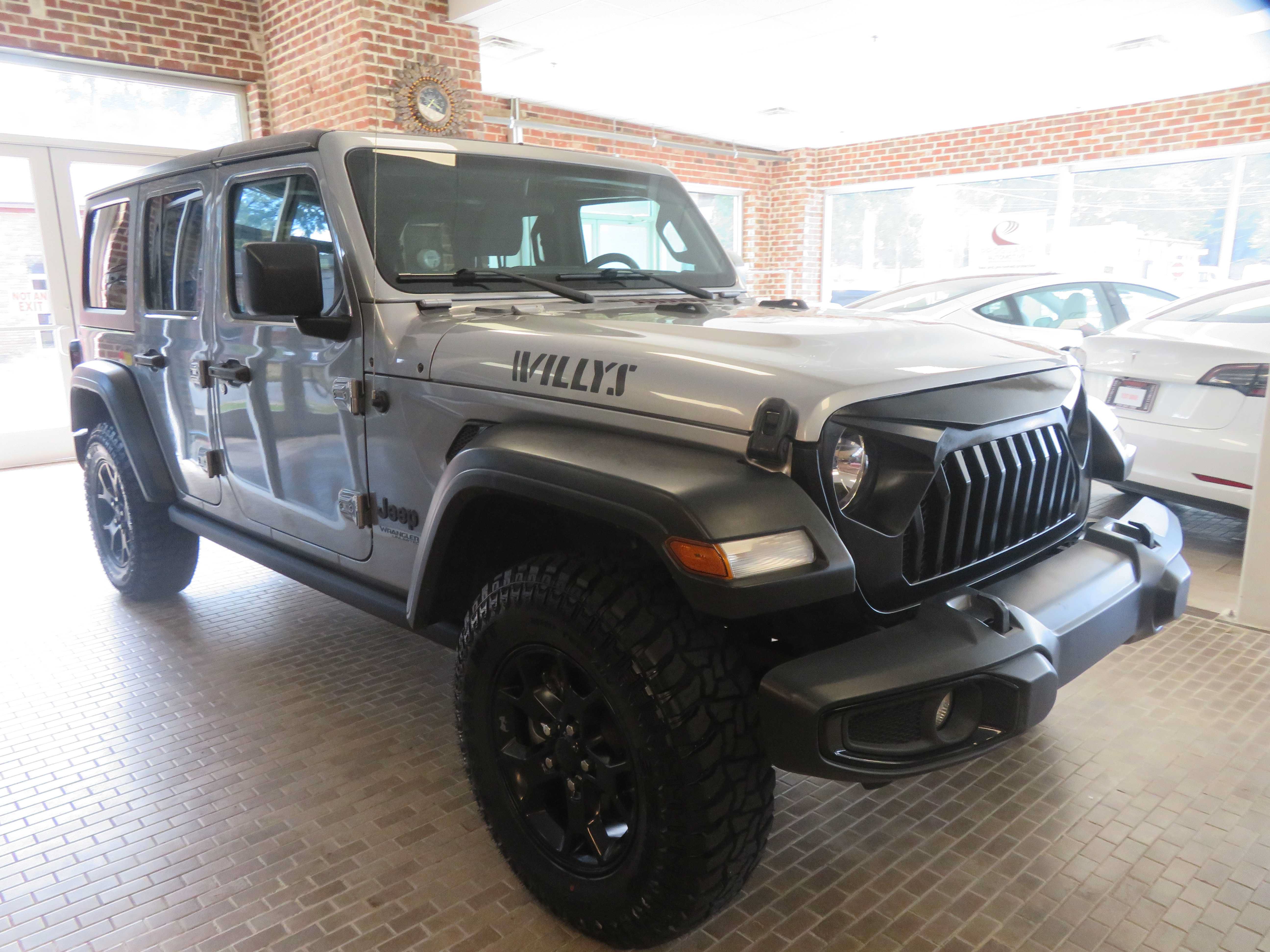 Used 2020 Jeep Wrangler Unlimited Sport AWD/4WD image 3