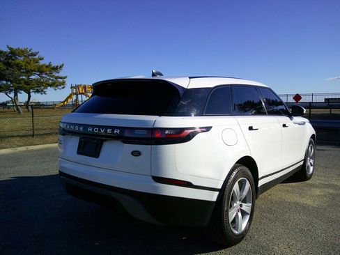 Used 2018 Land Rover Range Rover Velar S image 24