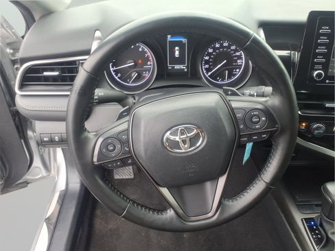 Used 2023 Toyota Camry SE image 14
