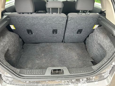 Used 2014 Ford Fiesta SE image 17