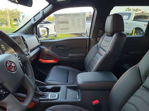 New 2026 Nissan Frontier PRO-4X w/ Pro Premium Package AWD/4WD image 15