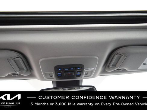 Used 2024 Toyota Camry XSE w/ Navigation Package image 25