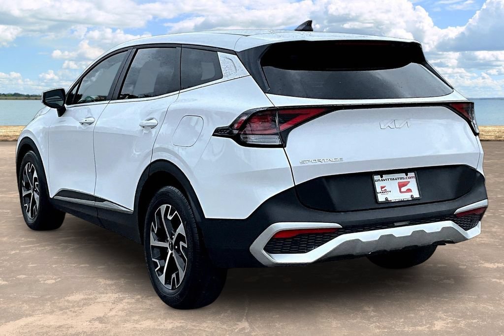 Used 2024 Kia Sportage EX FWD image 6