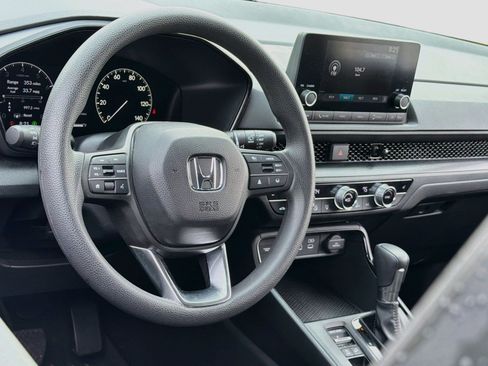 Used 2023 Honda CR-V EX image 9