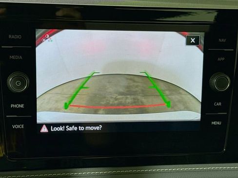 New 2026 Volkswagen Jetta SEL image 9