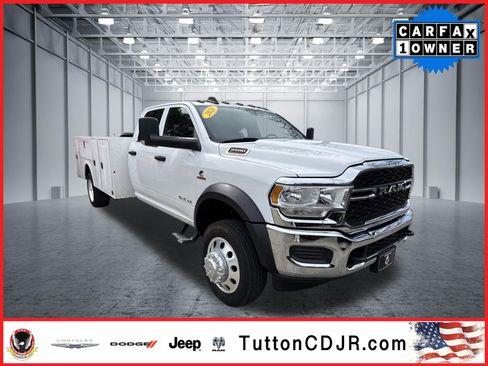 Used 2021 RAM 5500 Tradesman w/ Chrome Appearance Group AWD/4WD image 1