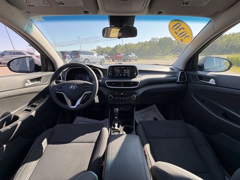 Used 2020 Hyundai Tucson SE image 25