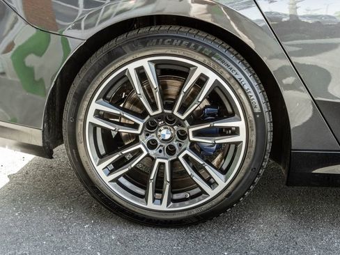 Used 2026 BMW 530i xDrive AWD/4WD image 32