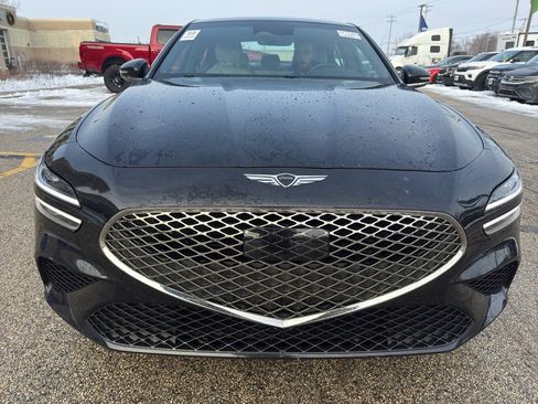 Used 2025 Genesis G70 2.5T image 2
