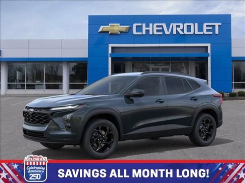 New 2026 Chevrolet Trax LT w/ Driver Confidence Package FWD image 2
