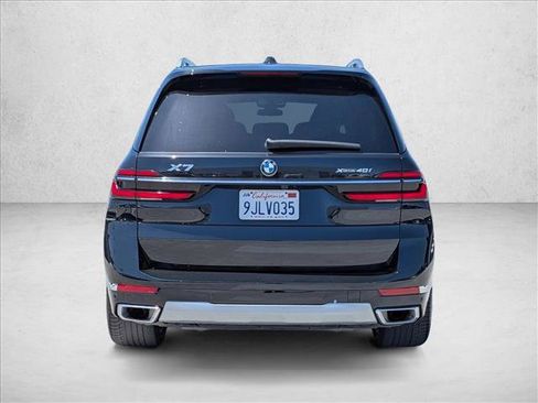Used 2024 BMW X7 xDrive40i AWD/4WD image 6