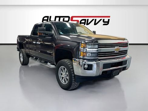 Used 2015 Chevrolet Silverado 2500 LT w/ LT Convenience Package AWD/4WD image 1