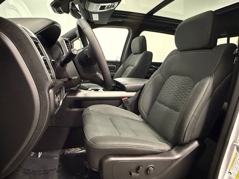 Used 2025 RAM 1500 Big Horn image 10