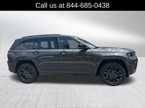 New 2026 Jeep Grand Cherokee Limited AWD/4WD image 4