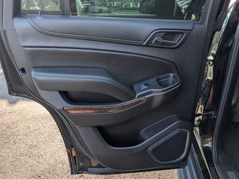 Used 2018 Chevrolet Tahoe LT RWD image 17