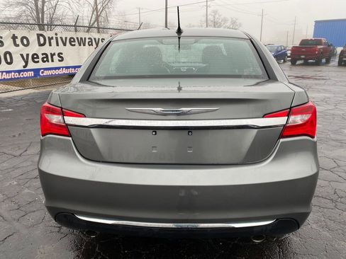 Used 2013 Chrysler 200 Limited w/ Sun/Sound Group image 3
