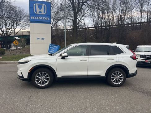 Certified 2023 Honda CR-V EX image 2