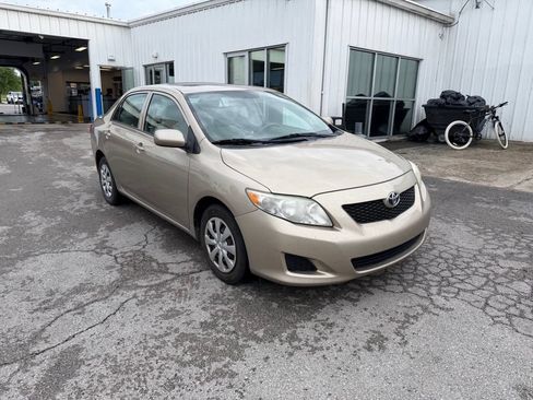 Used 2009 Toyota Corolla LE FWD image 2