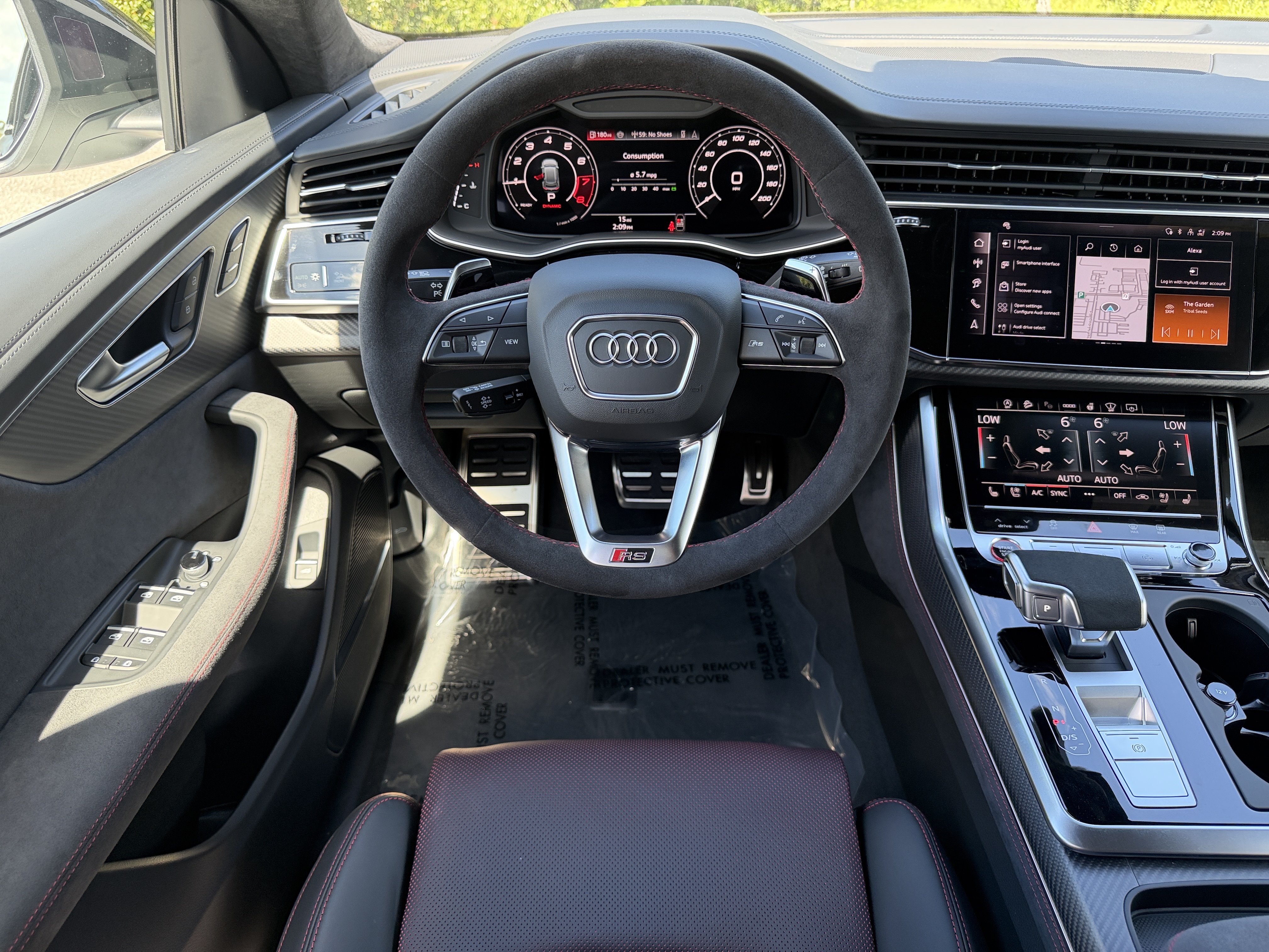 New 2027 Audi RS Q8 performance AWD/4WD image 15