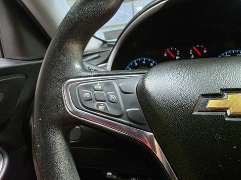 Used 2017 Chevrolet Malibu LS FWD image 28