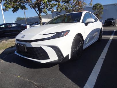 Used 2026 Toyota Camry SE w/ Convenience Package