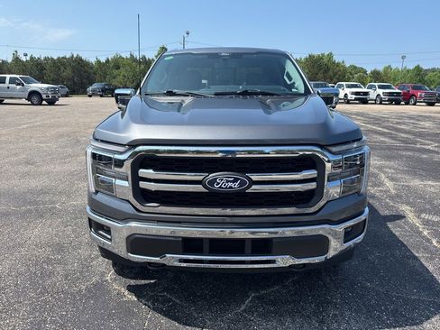 Used 2025 Ford F150 Lariat w/ Equipment Group 502A High AWD/4WD image 18